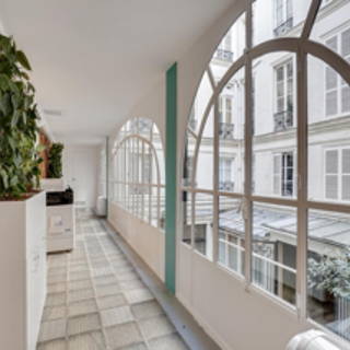 Espace indépendant 189 m² 25 postes Location bureau Rue de Miromesnil Paris 75008 - photo 1